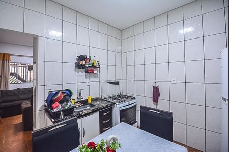 Casa à venda com 102m², 2 quartos e 1 vaga Casa à venda com 102m², 2 quartos e 1 vagaCozinha