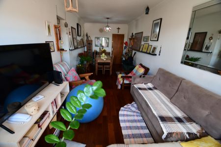 Apartamento para alugar com 84m², 2 quartos e 1 vagaSala