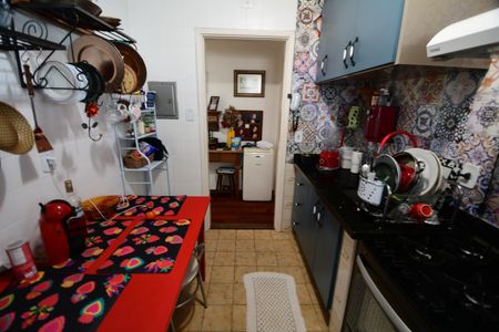 Apartamento para alugar com 84m², 2 quartos e 1 vagaCozinha