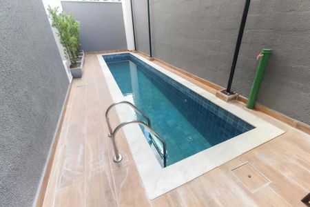 Apartamento para alugar com 35m², 2 quartos e sem vagaÁrea comum - Piscina
