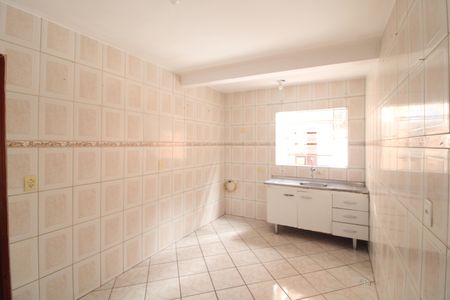 Cozinha de casa para alugar com 1 quarto, 48m² em Jardim Santa Margarida, São Paulo