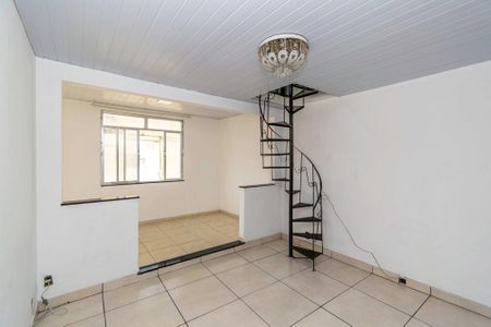 Apartamento para alugar com 55m², 3 quartos e sem vaga Apartamento para alugar com 55m², 3 quartos e sem vagaSala