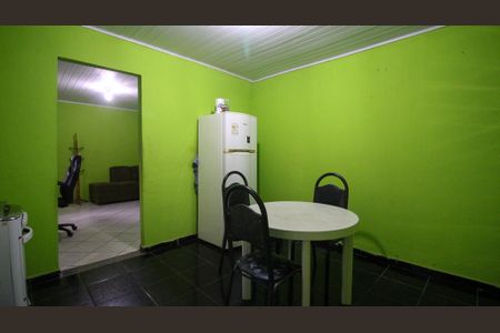 Casa para alugar com 53m², 1 quarto e 1 vaga