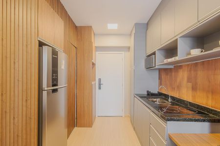 Cozinha de kitnet/studio para alugar com 1 quarto, 26m² em Pinheiros, São Paulo