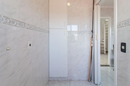 Apartamento para alugar com 147m², 3 quartos e 1 vaga Apartamento para alugar com 147m², 3 quartos e 1 vagaÁrea de Serviço