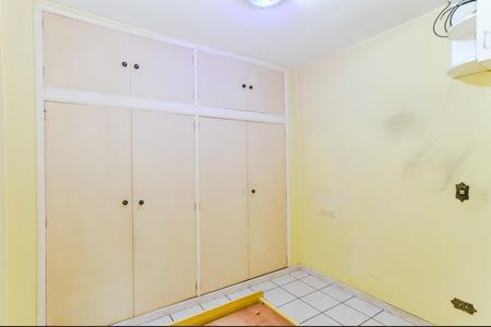 Casa à venda com 190m², 2 quartos e 4 vagasQuarto 2