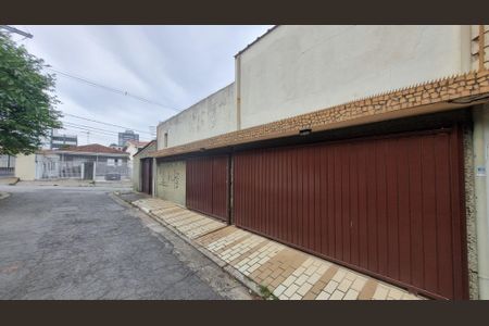 Casa à venda com 190m², 2 quartos e 4 vagasFachada 