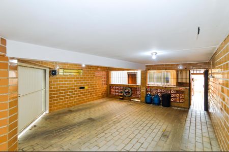 Casa à venda com 190m², 2 quartos e 4 vagasGaragem