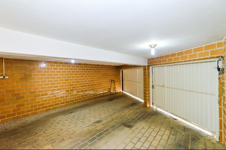 Casa à venda com 190m², 2 quartos e 4 vagasGaragem