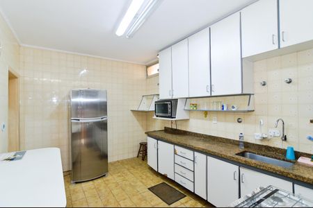 Casa à venda com 190m², 2 quartos e 4 vagasCozinha