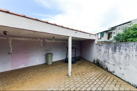 Casa à venda com 190m², 2 quartos e 4 vagasVaranda