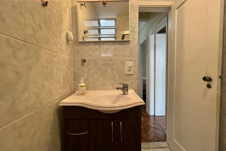 Apartamento para alugar com 90m², 3 quartos e sem vaga Apartamento para alugar com 90m², 3 quartos e sem vagaBanheiro