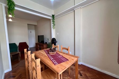 Apartamento para alugar com 90m², 3 quartos e sem vaga Apartamento para alugar com 90m², 3 quartos e sem vagaSala