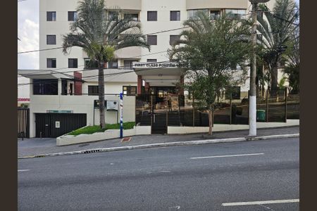 Apartamento para alugar com 48m², 2 quartos e 2 vagas Apartamento para alugar com 48m², 2 quartos e 2 vagasFachada