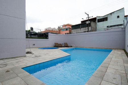 Apartamento à venda com 60m², 2 quartos e 1 vaga Apartamento à venda com 60m², 2 quartos e 1 vagaÁrea comum - Piscina