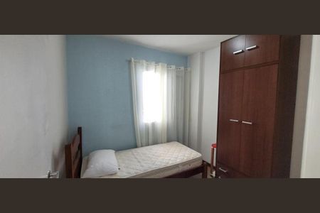 Quarto de apartamento para alugar com 3 quartos, 77m² em Vila Lageado, São Paulo