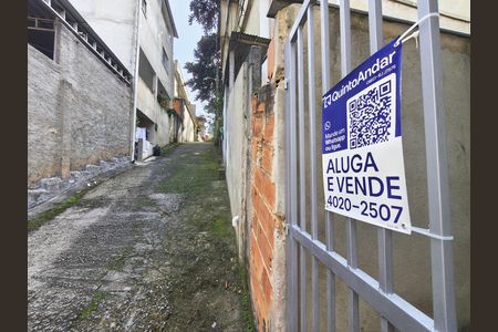 Casa para alugar com 90m², 2 quartos e sem vaga