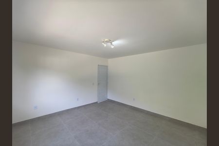 Casa para alugar com 90m², 2 quartos e sem vaga