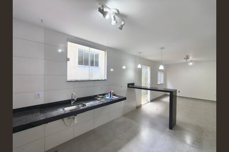Casa para alugar com 90m², 2 quartos e sem vaga