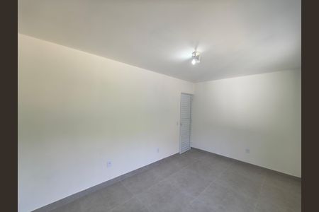 Casa para alugar com 90m², 2 quartos e sem vaga