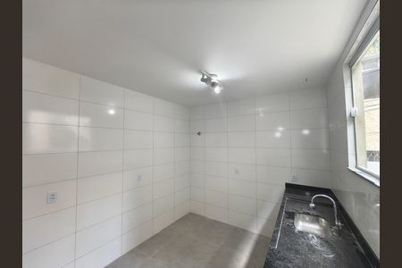 Casa para alugar com 90m², 2 quartos e sem vaga