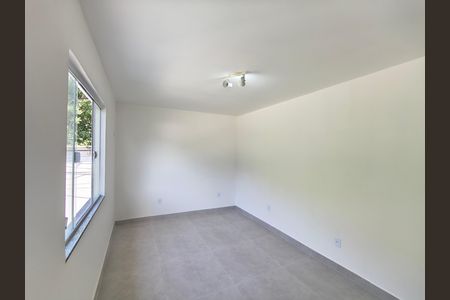 Casa para alugar com 90m², 2 quartos e sem vaga