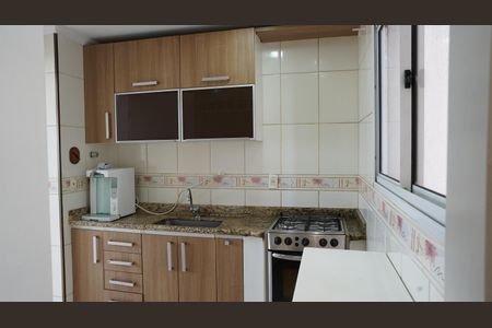 Cozinha de apartamento para alugar com 3 quartos, 68m² em Vila das Bandeiras, Guarulhos