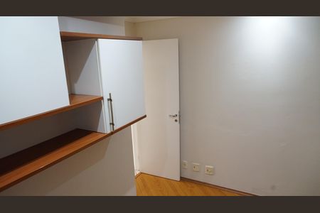 Apartamento para alugar com 68m², 3 quartos e 1 vagaQuarto 2
