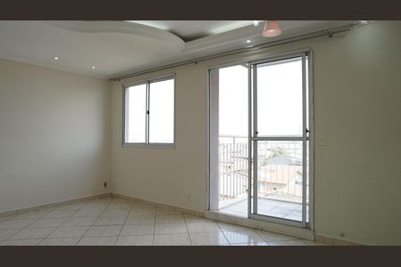 Sala de apartamento para alugar com 3 quartos, 68m² em Vila das Bandeiras, Guarulhos