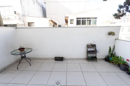 Apartamento à venda com 133m², 2 quartos e 1 vaga Apartamento à venda com 133m², 2 quartos e 1 vagaTerraço