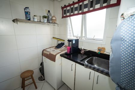 Apartamento à venda com 133m², 2 quartos e 1 vaga Apartamento à venda com 133m², 2 quartos e 1 vagaÁrea de Serviço
