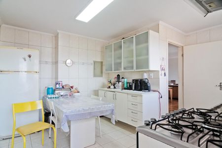 Apartamento à venda com 109m², 3 quartos e 2 vagasCozinha