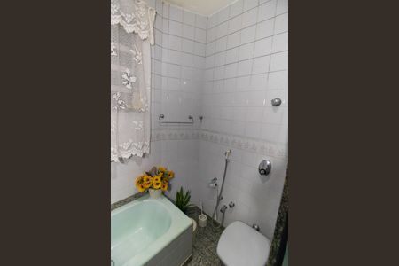 Apartamento à venda com 88m², 2 quartos e sem vaga Apartamento à venda com 88m², 2 quartos e sem vagaBanheiro Social