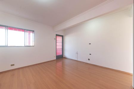 Casa para alugar com 80m², 2 quartos e 1 vagaSala