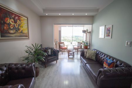 Apartamento para alugar com 91m², 3 quartos e 2 vagas Apartamento para alugar com 91m², 3 quartos e 2 vagasSala