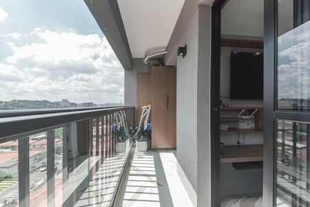 Apartamento para alugar com 43m², 2 quartos e sem vagaVaranda