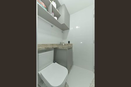 Apartamento para alugar com 43m², 2 quartos e sem vagaBanheiro