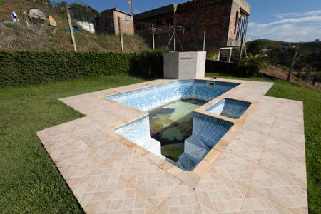 Casa de condomínio para alugar com 307m², 3 quartos e 4 vagas Casa de condomínio para alugar com 307m², 3 quartos e 4 vagasPiscina