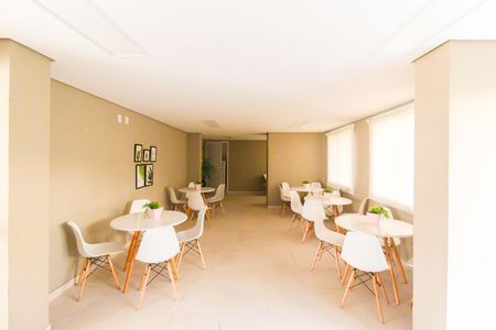 Apartamento para alugar com 47m², 2 quartos e 1 vaga Apartamento para alugar com 47m², 2 quartos e 1 vagaÁrea Comum