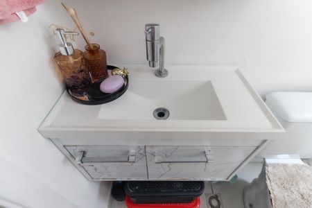 Apartamento para alugar com 47m², 2 quartos e 1 vaga Apartamento para alugar com 47m², 2 quartos e 1 vagaBanheiro