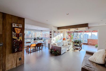 Apartamento à venda com 170m², 3 quartos e 3 vagas Apartamento à venda com 170m², 3 quartos e 3 vagasSala