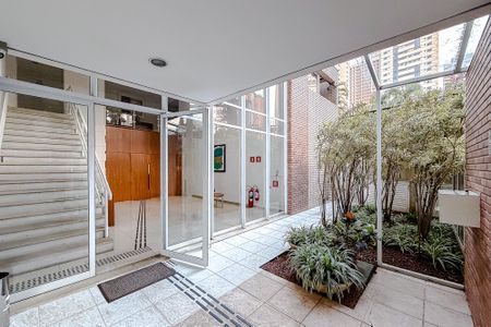 Apartamento à venda com 170m², 3 quartos e 3 vagas Apartamento à venda com 170m², 3 quartos e 3 vagasÁrea comum