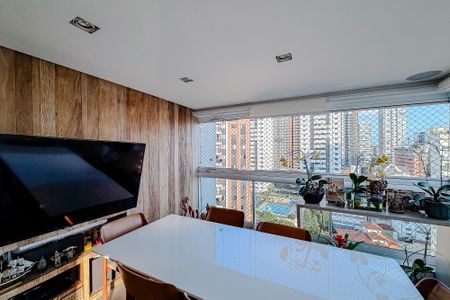 Apartamento à venda com 170m², 3 quartos e 3 vagas Apartamento à venda com 170m², 3 quartos e 3 vagasVaranda da Sala