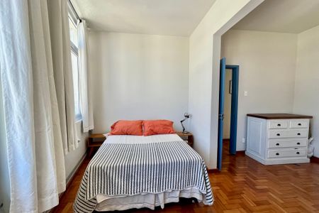 Apartamento à venda com 130m², 4 quartos e sem vagaQuarto 1