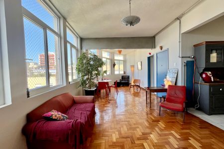 Apartamento à venda com 130m², 4 quartos e sem vagaSala 