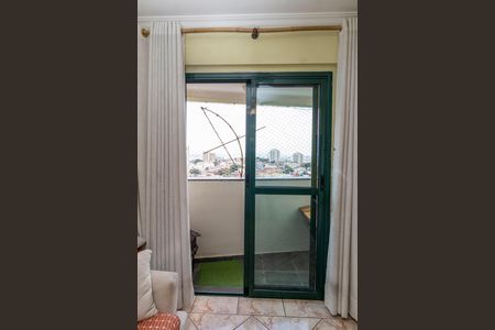 Apartamento à venda com 78m², 2 quartos e 1 vagaSacada da Sala