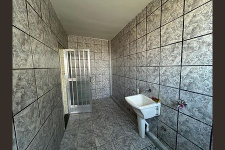 Casa para alugar com 100m², 2 quartos e sem vagaÁrea de Serviço