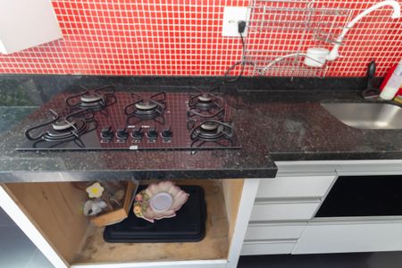 Apartamento para alugar com 90m², 2 quartos e 1 vaga Apartamento para alugar com 90m², 2 quartos e 1 vagaCozinha e Área de Serviço