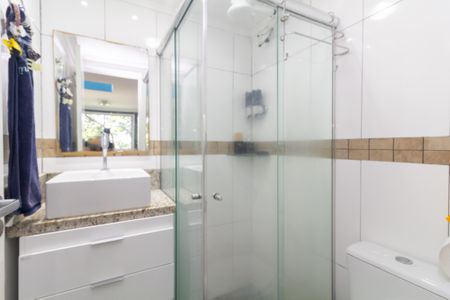 Apartamento para alugar com 90m², 2 quartos e 1 vaga Apartamento para alugar com 90m², 2 quartos e 1 vagaBanheiro