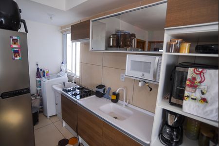 Cozinha de apartamento para alugar com 2 quartos, 45m² em Jardim Algarve, Viamão